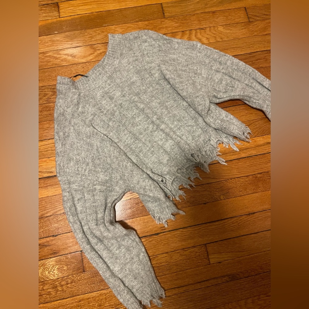 Sweater - Picture 3 of 3